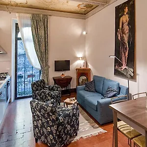 Residenza Stuart - Red - Dimora Storica Montepulciano